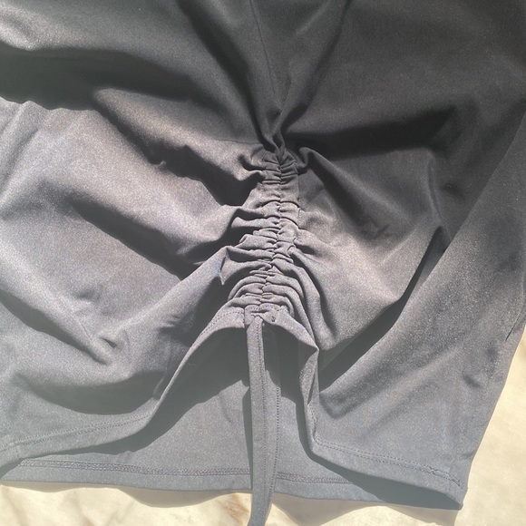 TLF Crop Top Medium Black - Picture 4 of 5